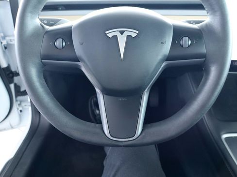 Used 2023 Tesla Model 3 Standard Range RWD image 17