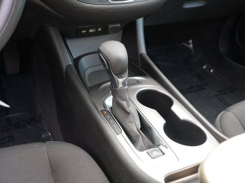 Used 2023 Chevrolet Malibu LS FWD image 24