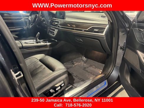 Used 2019 BMW 740e xDrive w/ Executive Package AWD/4WD image 27