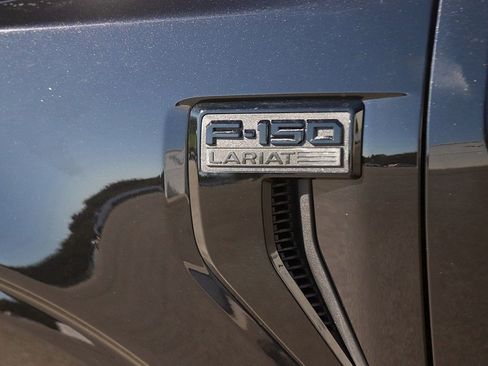 Used 2023 Ford F150 Lariat w/ Equipment Group 502A High image 11