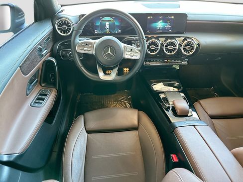 Used 2020 Mercedes-Benz A 220 image 22