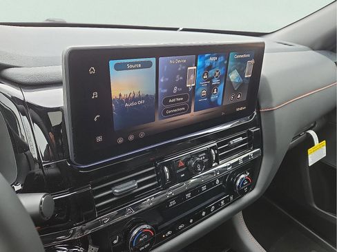 New 2026 Nissan Pathfinder Rock Creek image 17