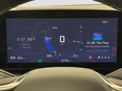 Used 2025 Chevrolet Equinox EV LT FWD image 15