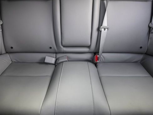 Used 2018 Acura ILX 2.4L image 19