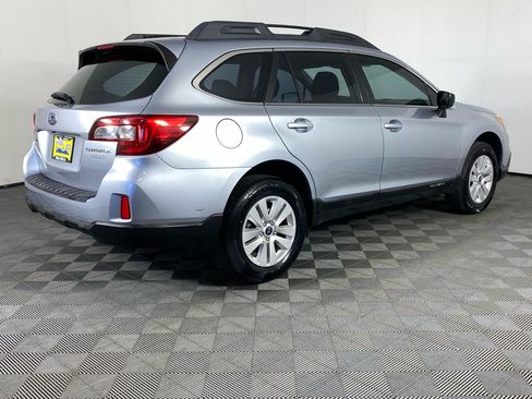 Used 2017 Subaru Outback 2.5i AWD/4WD image 12