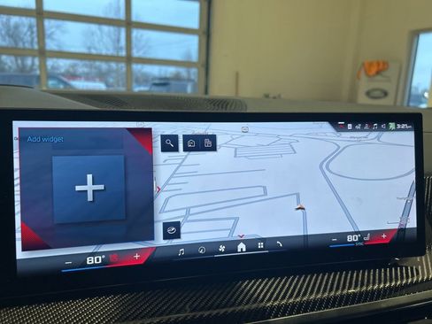 Used 2024 BMW X7 M60i w/ Executive Package image 9