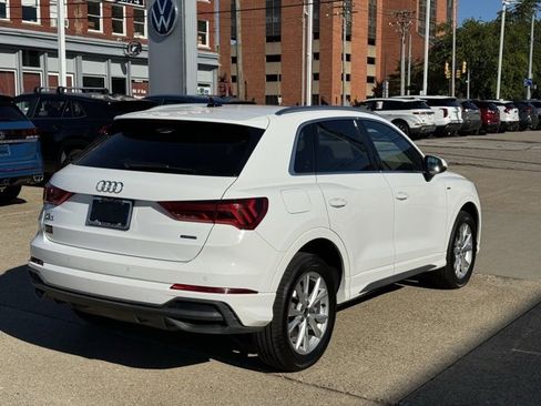 Used 2023 Audi Q3 2.0T Premium image 5