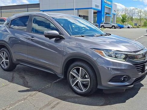Used 2021 Honda HR-V EX-L image 2