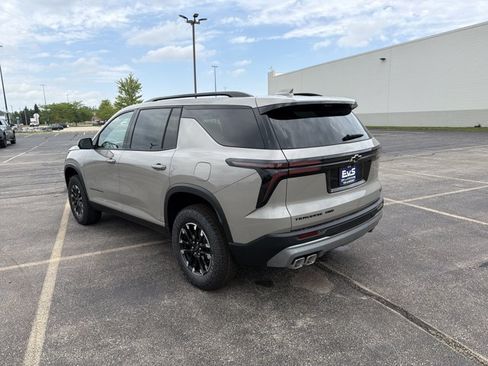 New 2026 Chevrolet Traverse Z71 w/ Driver Confidence Package AWD/4WD image 7