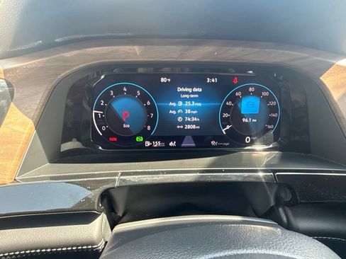 Used 2026 Volkswagen Atlas SE FWD image 24