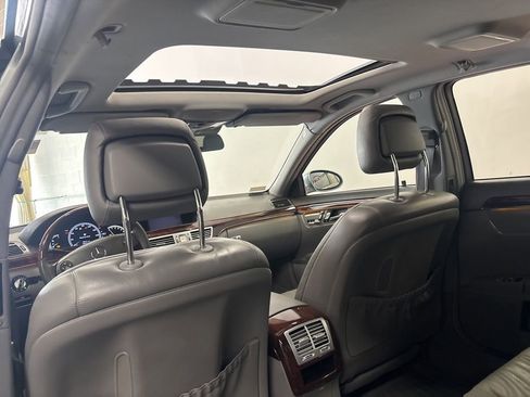 Used 2008 Mercedes-Benz S 550 4MATIC image 17