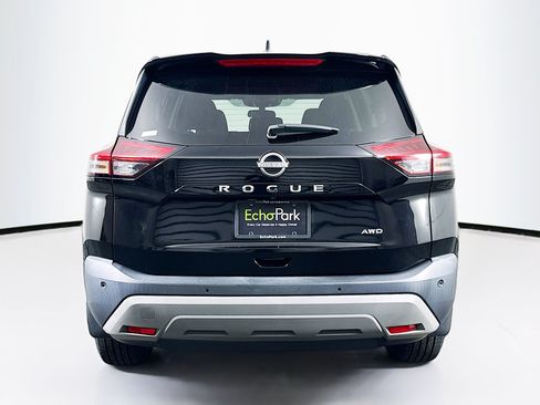 Used 2023 Nissan Rogue S AWD/4WD image 7