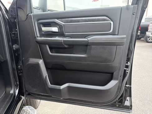 Used 2024 RAM 2500 Big Horn w/ Bed Utility Group image 15