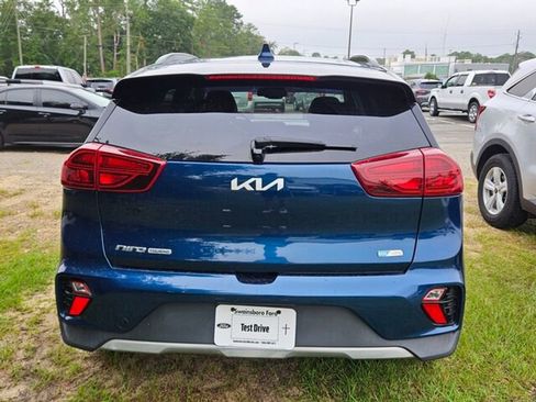 Used 2022 Kia Niro Touring Special Edition image 8