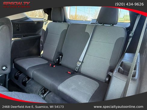 Used 2019 Chevrolet Traverse LT image 24