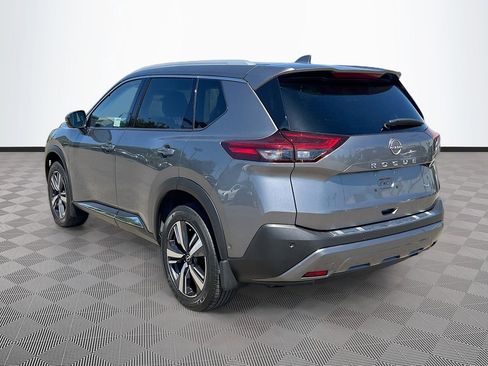 Used 2023 Nissan Rogue SL w/ SL Premium Package FWD image 5