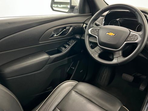 Used 2023 Chevrolet Traverse Premier AWD/4WD image 11