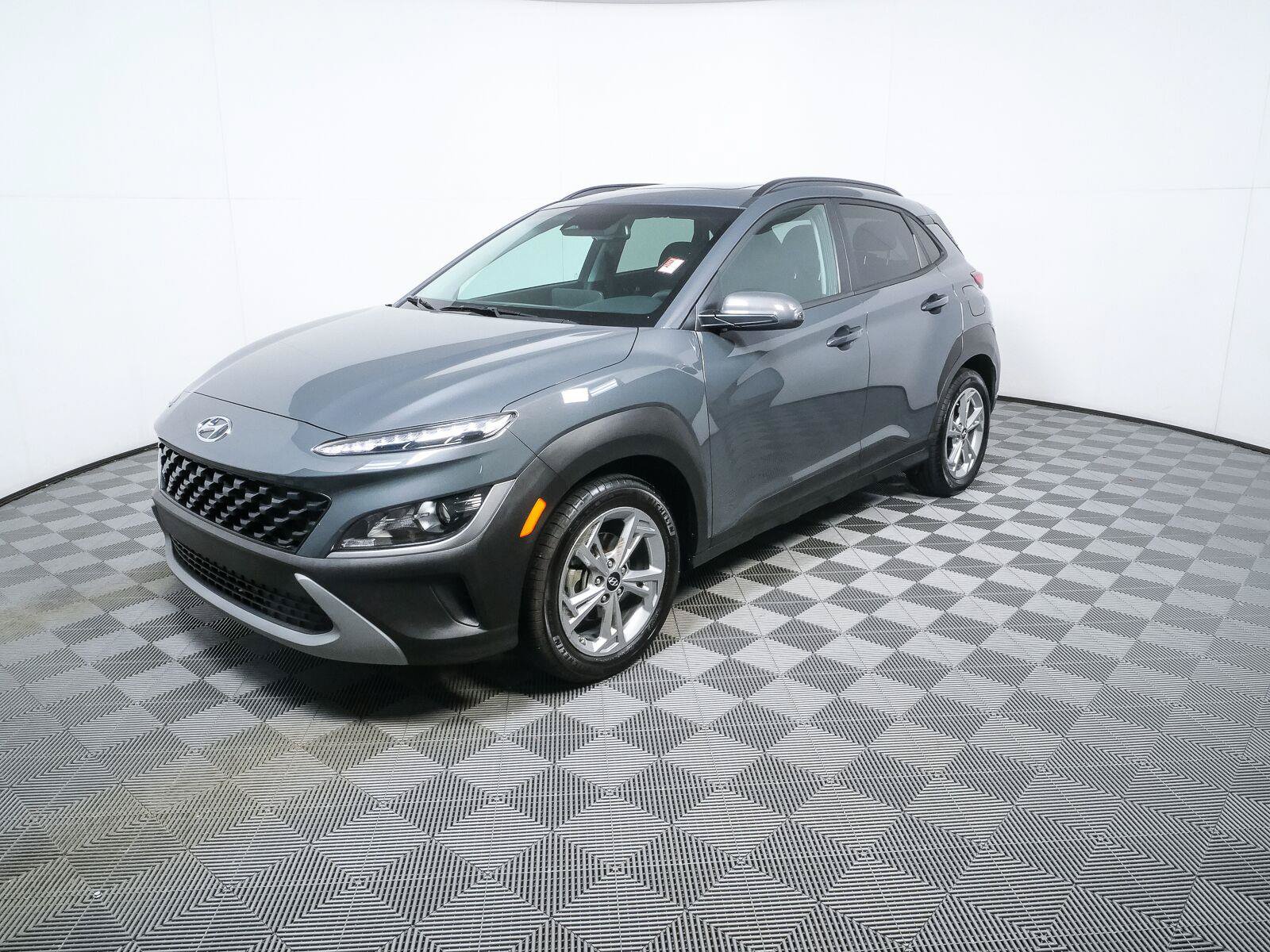 Used 2023 Hyundai Kona SEL w/ Convenience Package FWD image 32