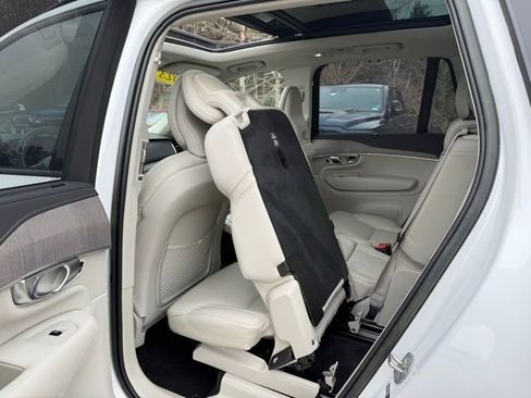 Certified 2023 Volvo XC90 T8 Ultimate w/ Protection Package Premier image 34