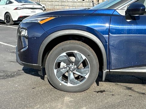 New 2026 Nissan Rogue SV w/ SV Premium Package image 7