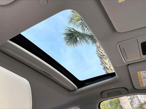 Used 2026 Honda CR-V EX-L image 13