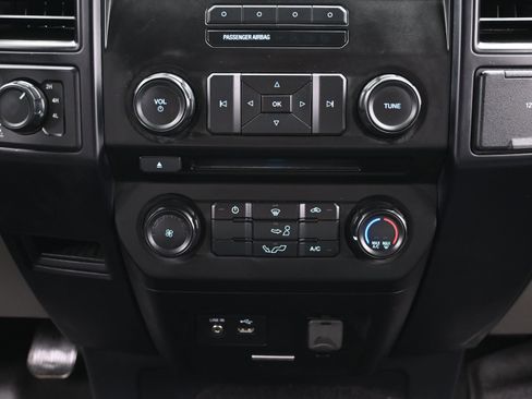 Used 2015 Ford F150 XL w/ Equipment Group 101A Mid image 34