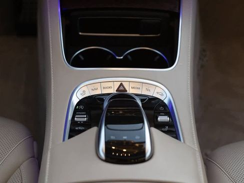 Used 2019 Mercedes-Benz S 560 4MATIC Sedan image 33