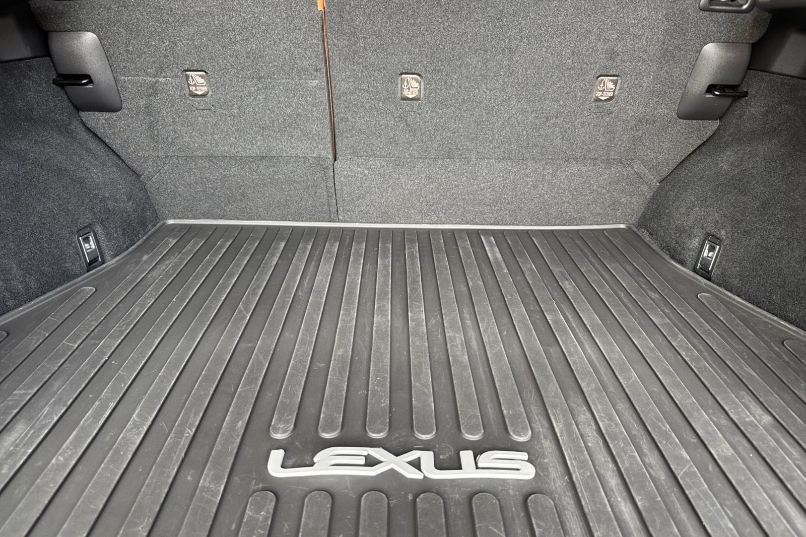 Certified 2023 Lexus RZ 450e Premium w/ Technology Package AWD/4WD image 19