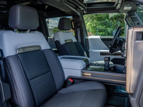 Used 2025 GMC Hummer EV 3X AWD/4WD image 21