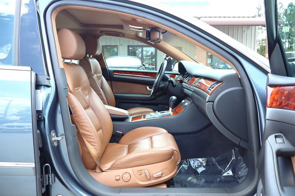 Used 2005 Audi A8 4.2 AWD/4WD image 21