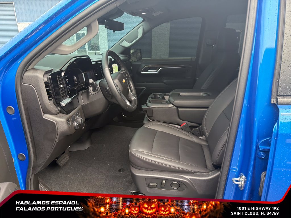 Used 2026 Chevrolet Silverado 1500 LT w/ Leather Package RWD image 12