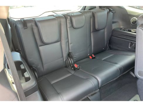 Used 2022 Subaru Ascent Limited w/ Technology Package AWD/4WD image 18