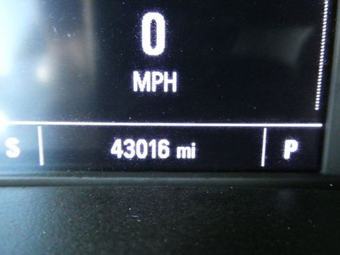 Certified 2022 GMC Canyon AT4 w/ Trailering Package AWD/4WD image 36