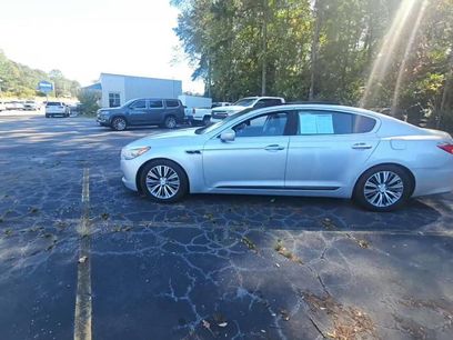 Used 2017 Kia K900 Premium