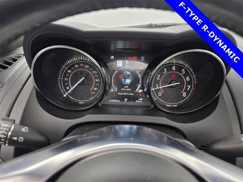 Used 2020 Jaguar F-TYPE Checkered Flag image 19