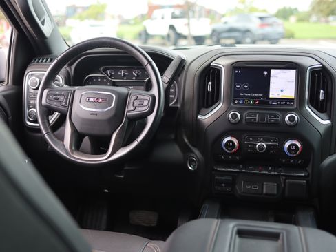 Used 2022 GMC Sierra 1500 AT4 w/ AT4 Preferred Package AWD/4WD image 27