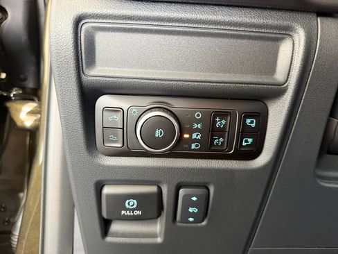 Used 2026 Ford F150 Raptor AWD/4WD image 17