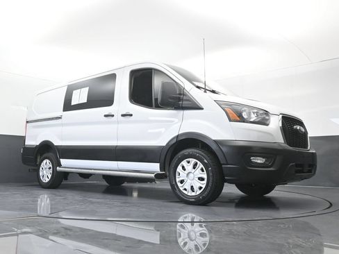 Used 2024 Ford Transit 250 Low Roof w/ Exterior Upgrade Package RWD image 49
