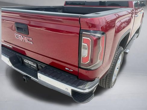 Used 2018 GMC Sierra 1500 SLT w/ Enhanced Driver Alert Package RWD image 32