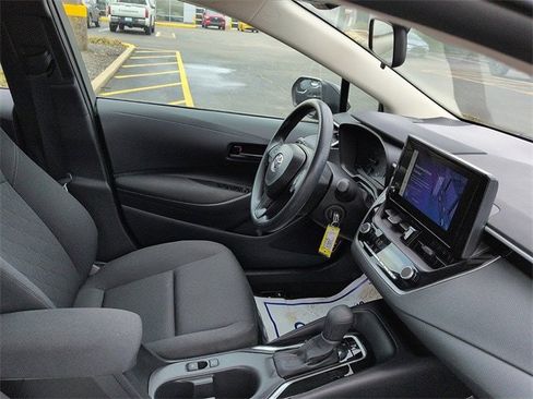 Certified 2025 Toyota Corolla LE image 10