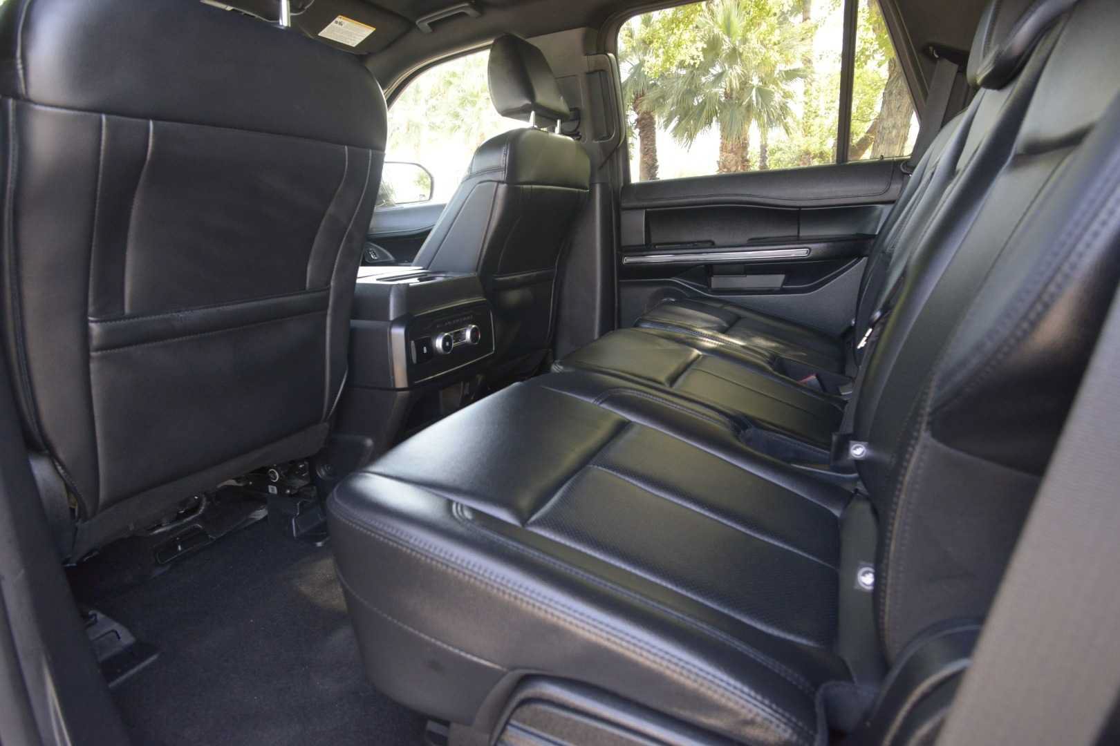 Used 2021 Ford Expedition XLT AWD/4WD image 11
