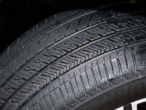 Used 2023 BMW X6 xDrive40i w/ M Sport Package image 97