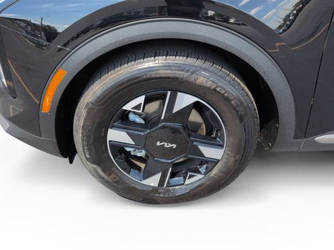 Used 2026 Kia Sportage LX FWD image 29