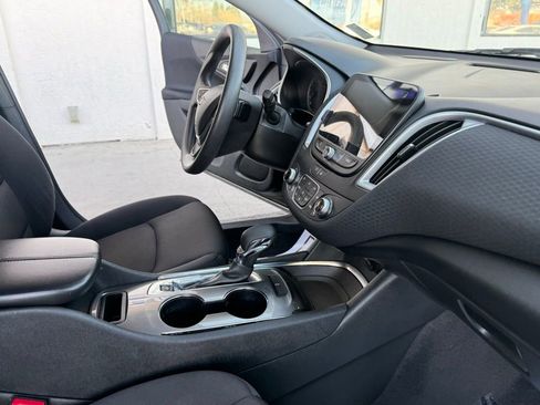 Used 2023 Chevrolet Malibu LT image 26