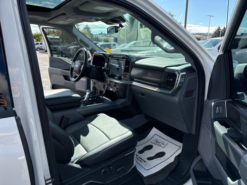 Used 2021 Ford F150 Lariat w/ Equipment Group 502A High AWD/4WD image 29
