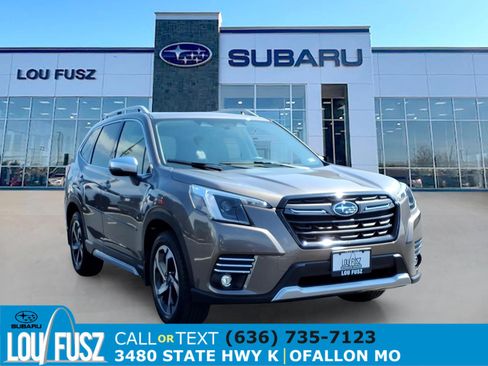 Used 2023 Subaru Forester Touring AWD/4WD image 1