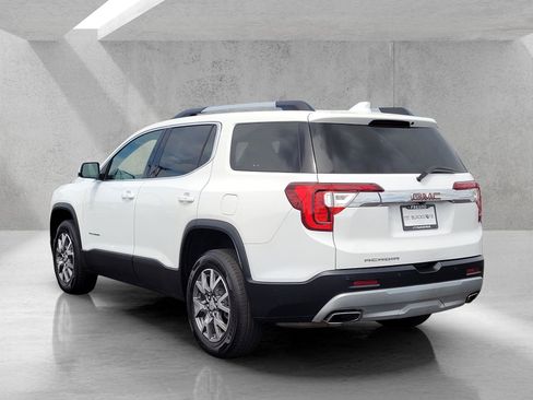 Used 2023 GMC Acadia SLT FWD image 6