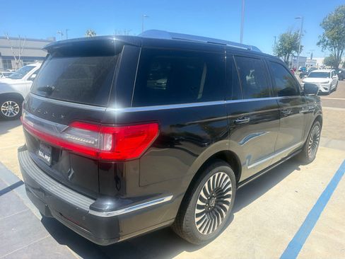 Used 2020 Lincoln Navigator Black Label AWD/4WD image 3
