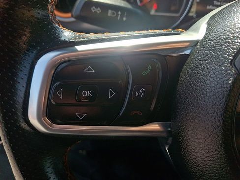 Used 2022 Jeep Gladiator Mojave AWD/4WD image 23