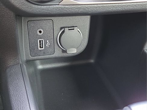 Used 2025 Nissan Kicks Play S FWD image 20